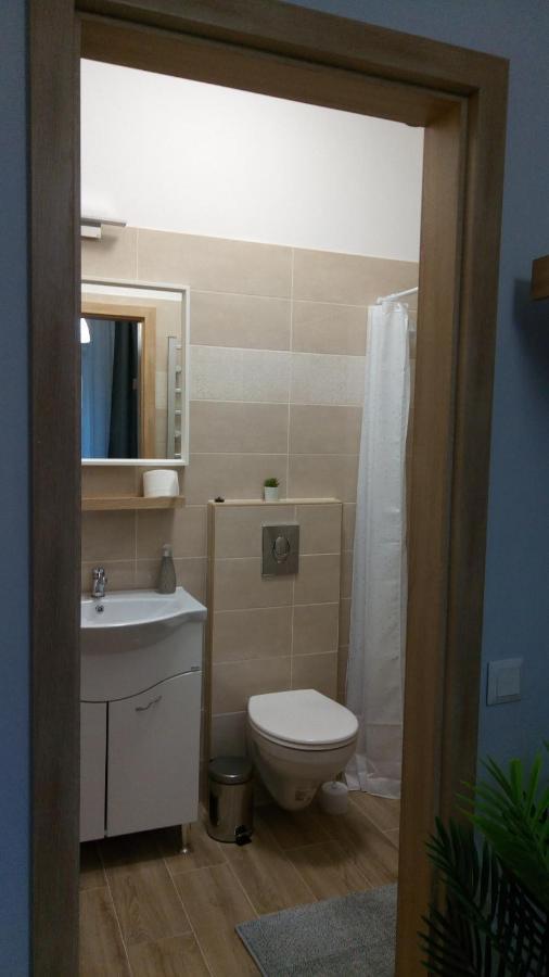 Loli Apartman Miskolc Luaran gambar