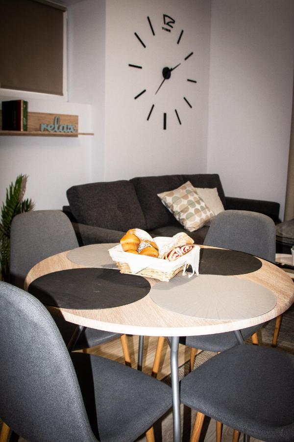 Loli Apartman Miskolc Luaran gambar