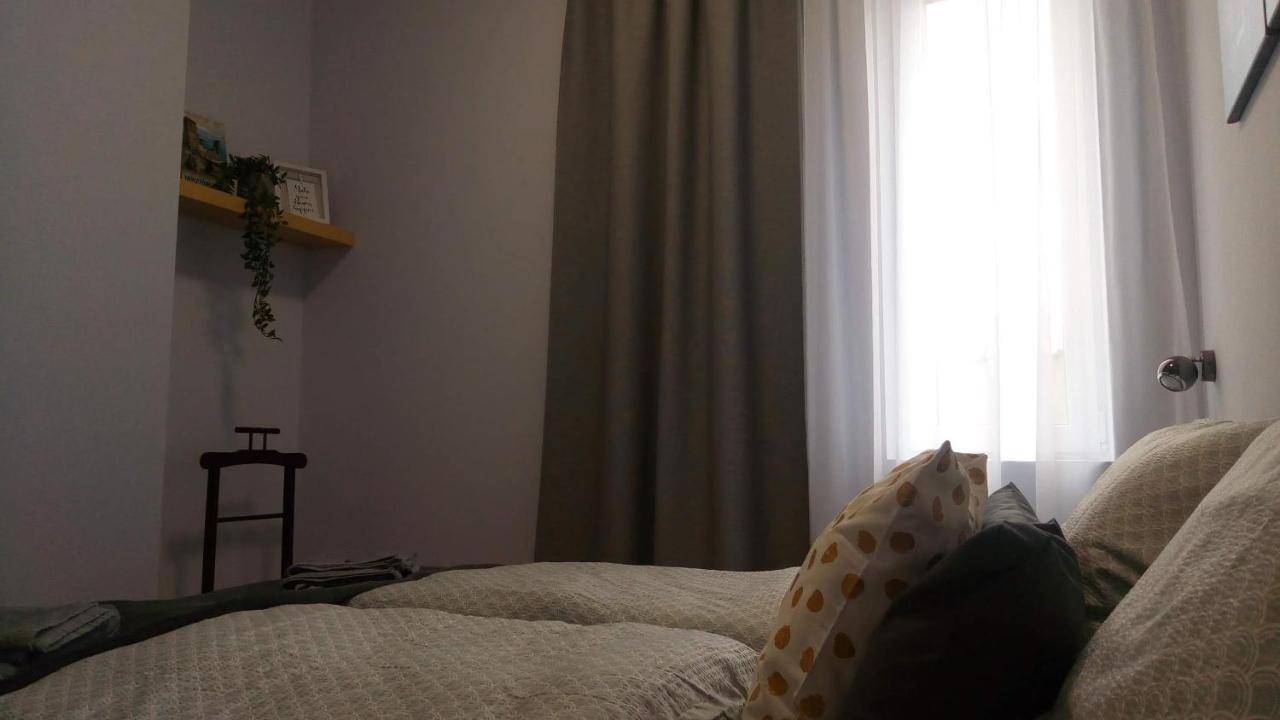 Loli Apartman Miskolc Luaran gambar